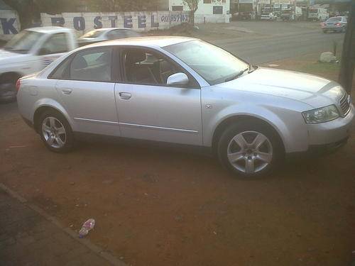 AUDI A4 2.0L(2004 MODEL)