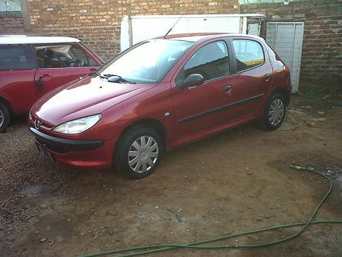 PEUGEOT 206(2001 MODEL)