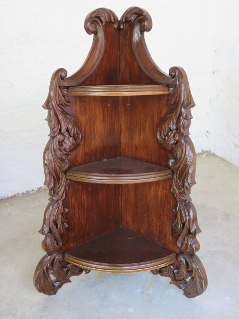 Wooden corner hanging shelf