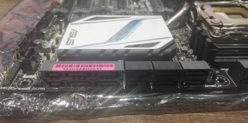 Asus x99-Deluxe Intel LGA 2011-V3