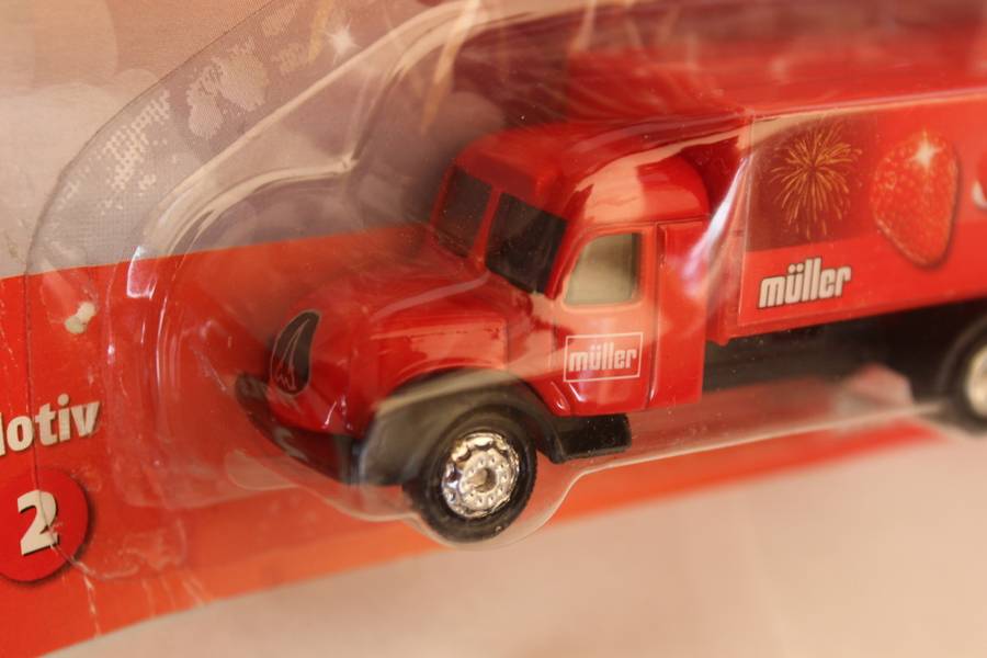 Vintage Magirus-Deutz Truck H0 1:87 Mueller Yogurt 20Years jubilee , boxed and still sealed