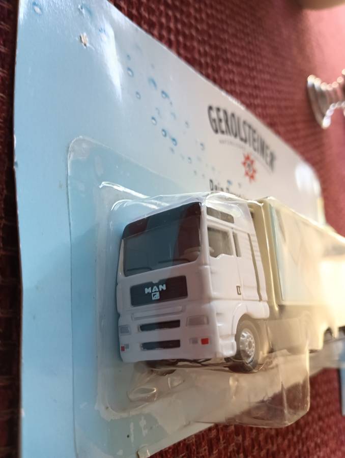 MAN Truck H0 1:87 Gerolsteiner Mineral Water, version 1, boxed and still sealed