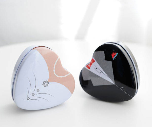 Wedding Favours - New Bride and Groom Tins (SPECIAL THIS WEEK)