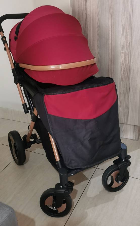 Ultra-lightweight Folding Travel Baby Stroller - Maroon Color