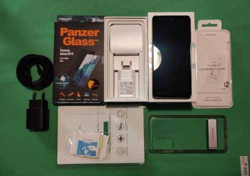 Samsung Galaxy S20 FE  - Dual Sim  -SM-G780F/DS - With Lots of Extras