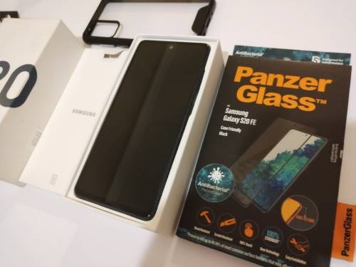 Samsung Galaxy S20FE  -Cloudy Navy -  Dual Sim -SM-G780G/DS - Snapdragon Version with extras