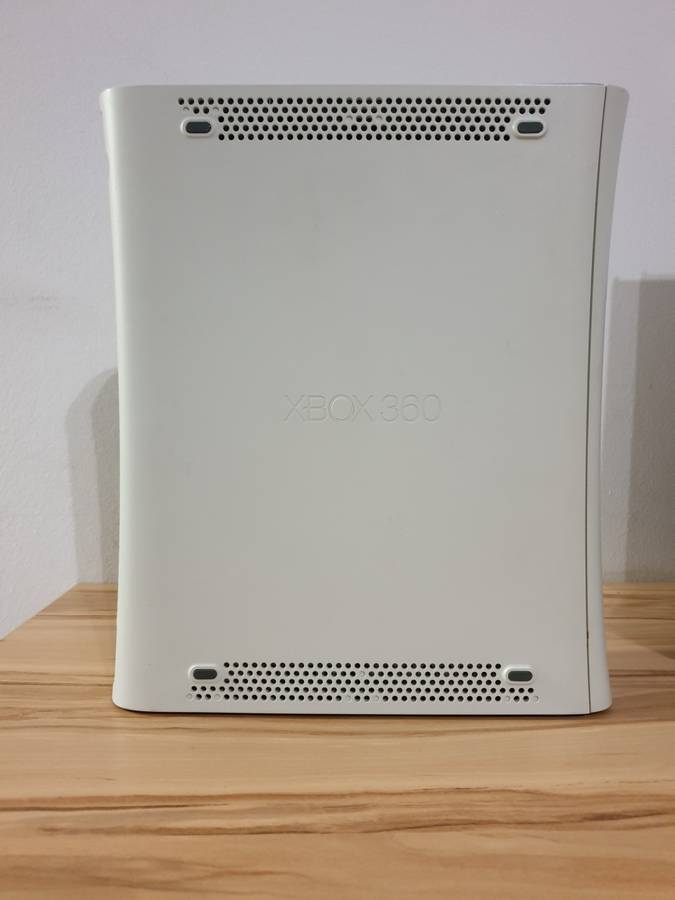 Xbox 360 - refurbished