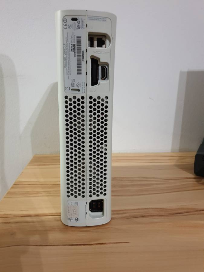 Xbox 360 - refurbished