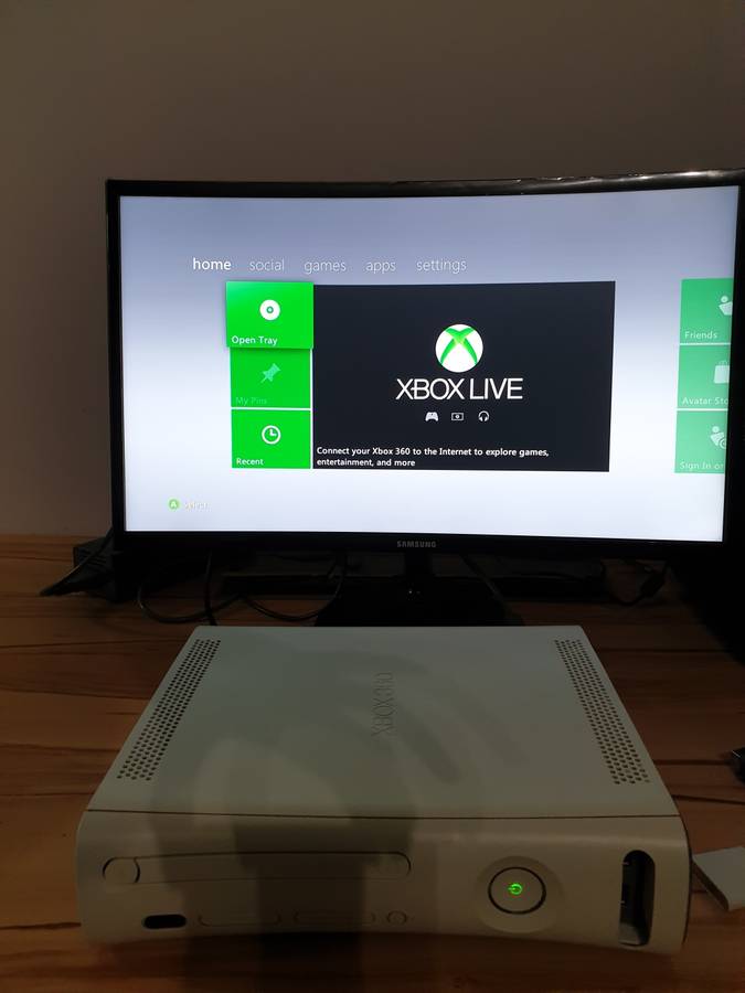 Xbox 360 - refurbished