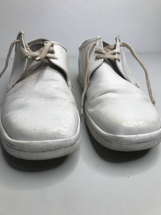 Grasshoppers White Leather Shoe second hand size 11