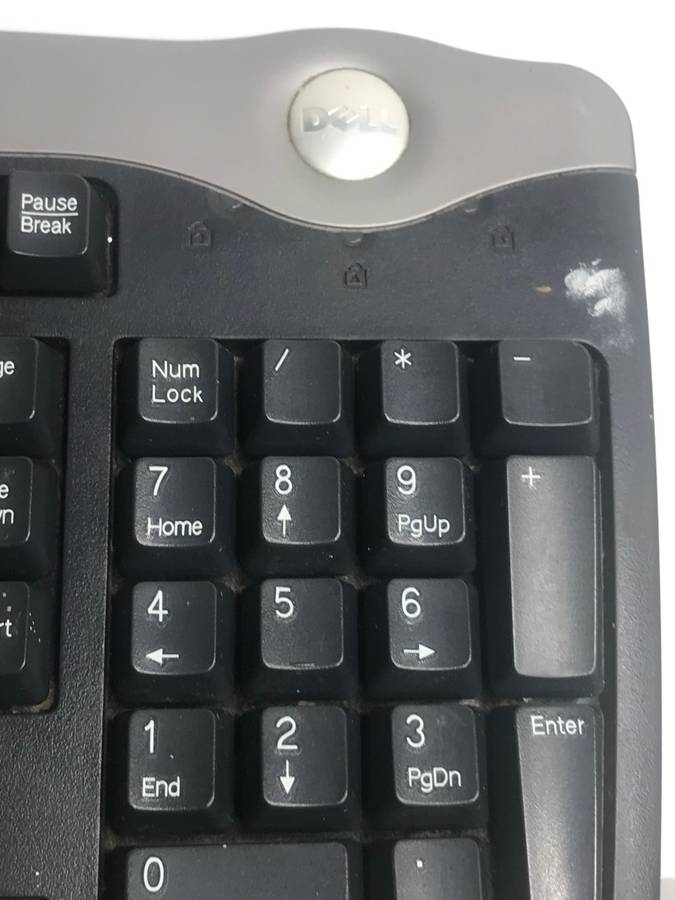 Dell USB Keyboard SK-8125 Two USB Hubs Performance Multimedia Keys