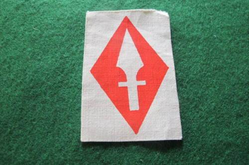 BRITAIN -  FORMATION BADGES OF WWII AND LATER - 1ST CORPS PATCH