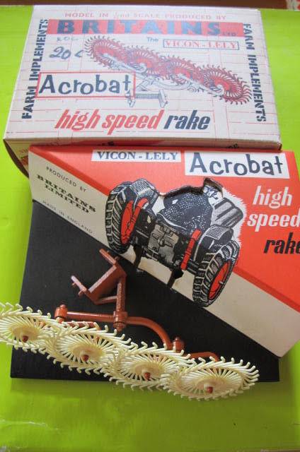 MODELS - ACROBAT HIGH SPEED RAKE- BRITAINS - BOXED