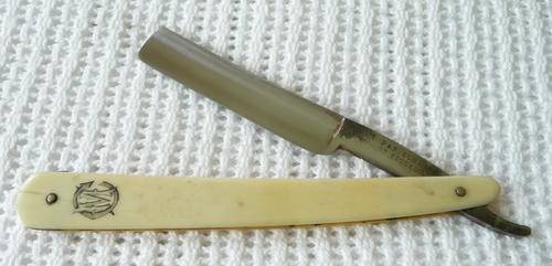 CUT THROAT RAZOR - VINTAGE RAZOR - P & F SCHAFER 27 PICCADILLY