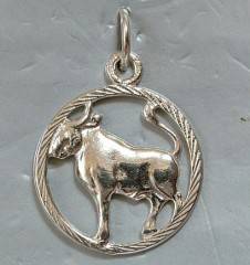 STERLING SILVER ZODIAC TAURUS PENDANT/ CHARM