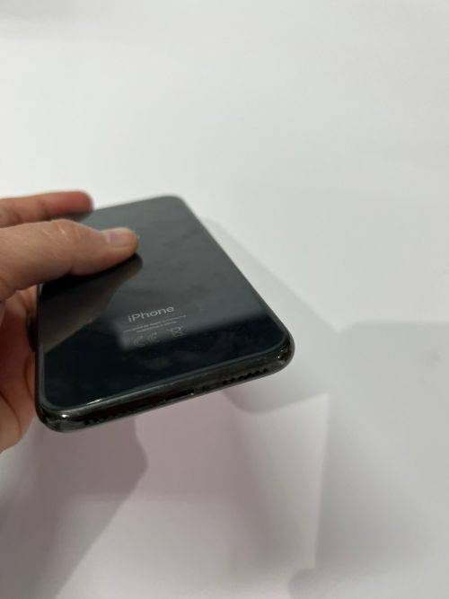 iPhone X 64gb Screen cracked but working