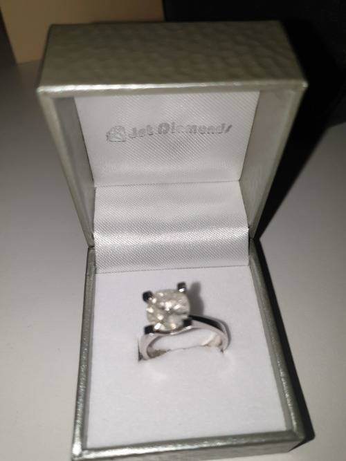 CERTIFIED 2.443 CARAT DIAMOND - ROUND CUT - DIAMOND SOLITAIRE - 18KT WHITE GOLD