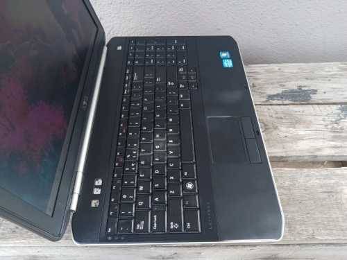 **LATE ENTRY** Very clean Dell i3 Laptop