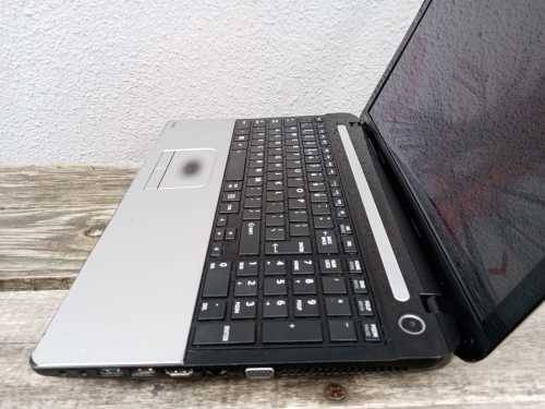 **BARGAIN** Toshiba Satellite C50 Laptop i3