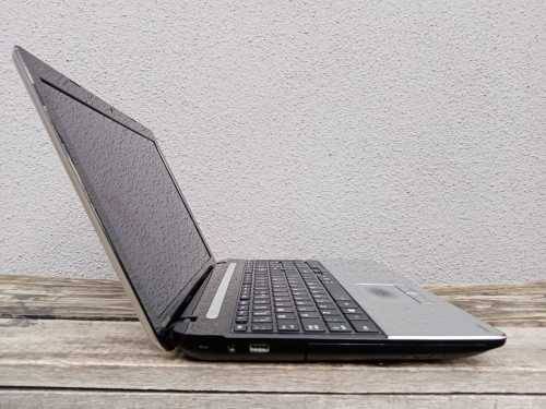 **BARGAIN** Toshiba Satellite C50 Laptop i3