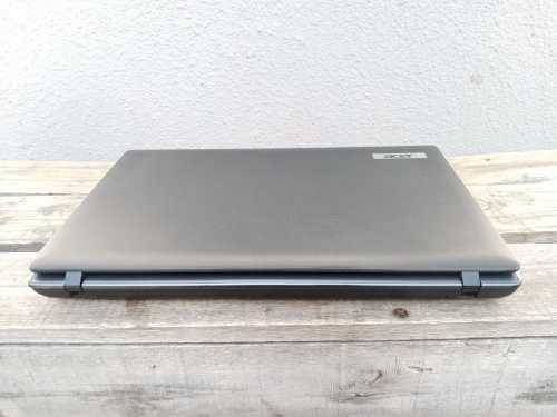 **PRICED TO GO** BARGAIN** Acer laptop i3 /500gb drive/ 6gb /ram/ Windows 10/Excellent condition