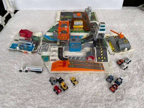 Micro Machines Super Van City Fold Out Playset and Cars