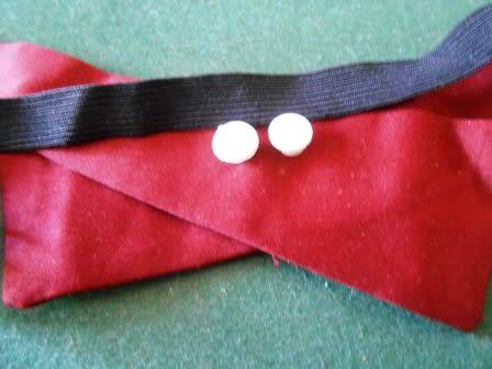 Sams Ladies Bow Tie Used by Officers *** Note Badge in Centre - Rare ***