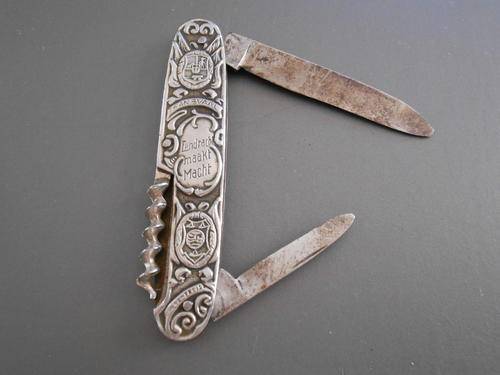 Kruger De Wet Pocket knife - (knife has cork screw)