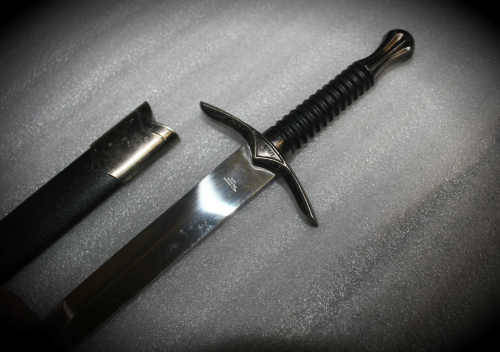 Hand Grafted Dagger with Sheath Stainless steel  395x95mm - blade 247mm Made in China