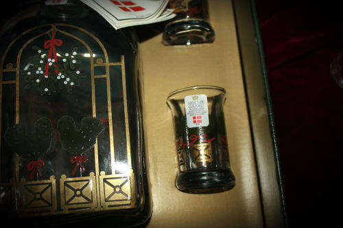 Collectable 1994 Holmegaard Christmas Bottle and 4 Dram Glasses designed by Michael Bang-Denmark