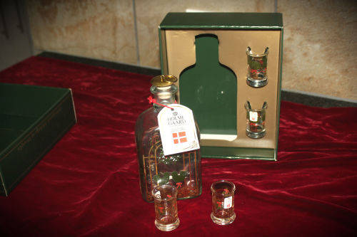 Collectable 1994 Holmegaard Christmas Bottle and 4 Dram Glasses designed by Michael Bang-Denmark