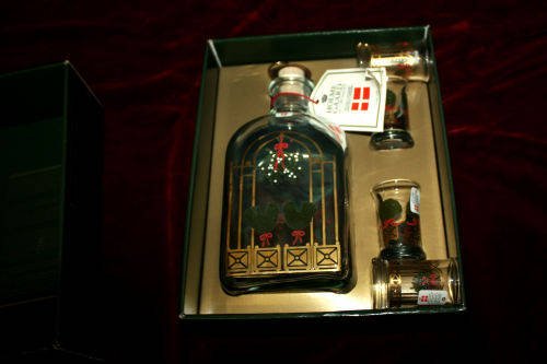 Collectable 1994 Holmegaard Christmas Bottle and 4 Dram Glasses designed by Michael Bang-Denmark