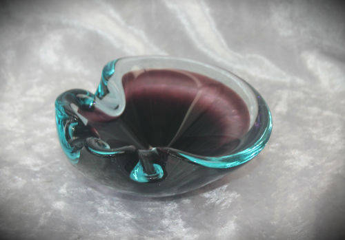 Beautiful Murano Ashtray 48x122x119mm