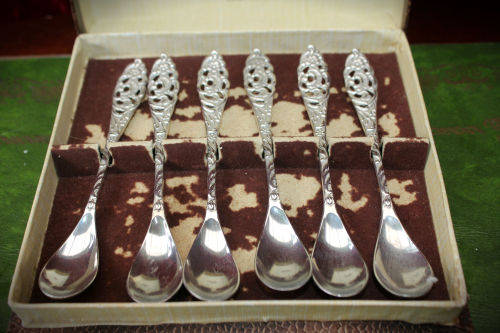 Antique Zola Silver Plated spoon set Hall Marked E Zola 90 (90g Silver) Nederland in origanal box