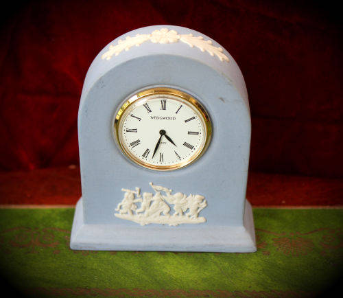 Wedgewood Jasper ware Clock 85mm x75mmx28mm