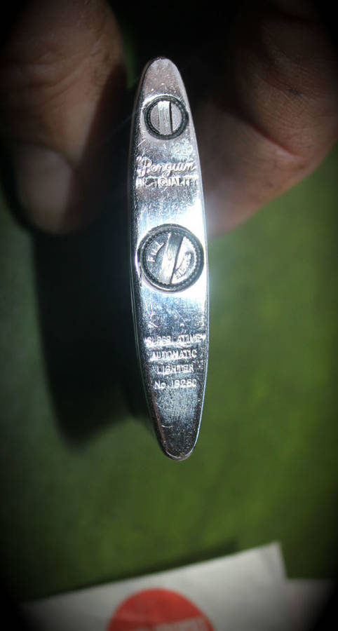 Vintage Penquin High Quality Super Lative Automatic Lighter No.18250 Branded Cohinoor Furniture