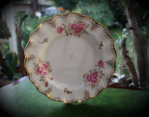 Royal Crown Derby Royal Pinxton Roses A.1155 XLV English Bone China Plate 261mm