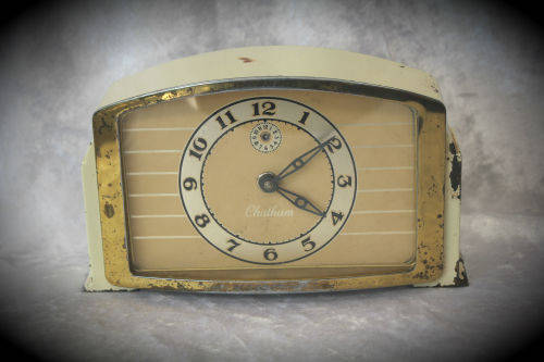 Vintage Chatham Windup Alarm Clock-Lux Clock MFG Waterbury.Conn.USA-Not working