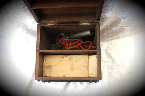 Portable induction apparatus The EROS Portable Medical Coil in wood box ..sold as found