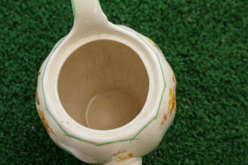 Antique Grindley CREAMPETAL Teapot England - small chip on Base 175x200mmm