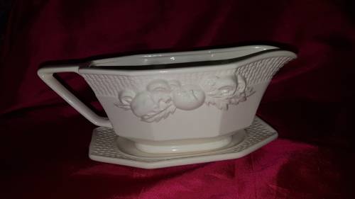 Harvest Weave GRAVY BOAT By HIMARK Japan-Ivory- vegetable pattern 100x234x127mm