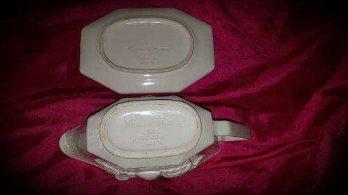 Harvest Weave GRAVY BOAT By HIMARK Japan-Ivory- vegetable pattern 100x234x127mm