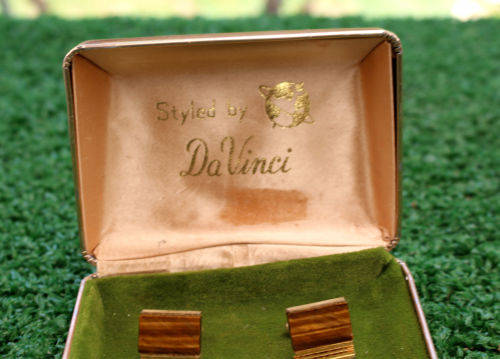 Vintage Pair of cufflinks styled by Da Vinci - original box