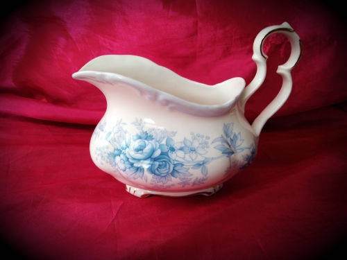 1981 Royal Albert Tiffany Creamer Bone China made in England