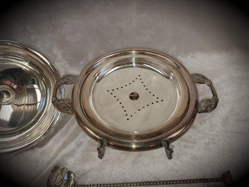 Antique New Bedford Mass Pairpoint MFCCO Quadruple Plate Butterdish with spoon.