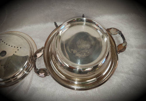 Antique New Bedford Mass Pairpoint MFCCO Quadruple Plate Butterdish with spoon.
