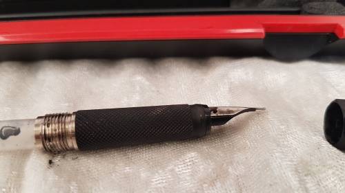 Vintage ROTRING 600 Fountain Pen in origanal box - no ink