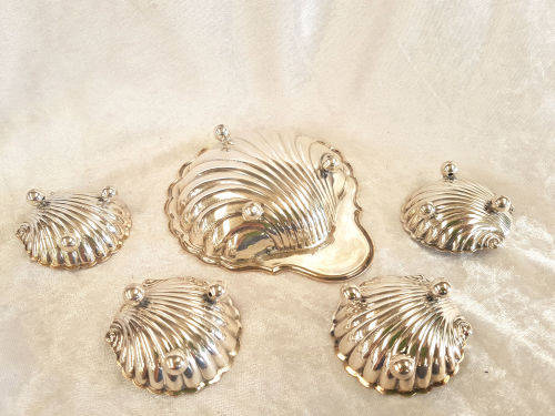 5 pc EPNS (Silver Plated) tray set - Made in England 1 x 140mm 4x 60mm