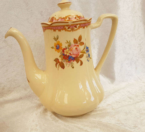 14pc of a Antique VICTORIAN BY Jhonson Bros Teaset made in England