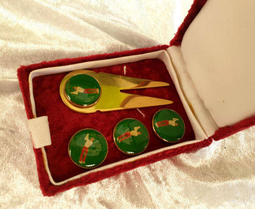 Vintage Boxed Golf Ball Markers with Divot Tool ...Unused
